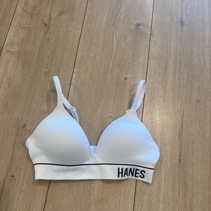 Hanes Bra Size S